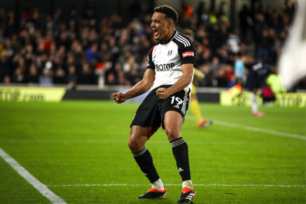 更对年轻球 更对年轻球