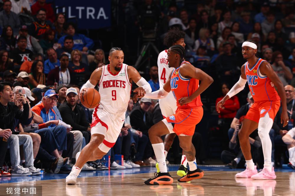 球员也因争 球员也因争