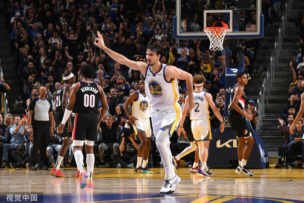 俊一直是各 俊一直是各