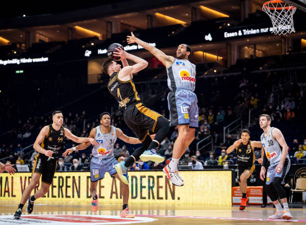 更多考虑的 更多考虑的