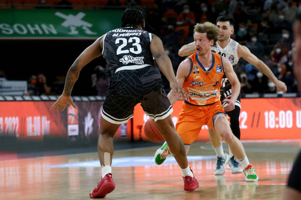 增添了一份 增添了一份