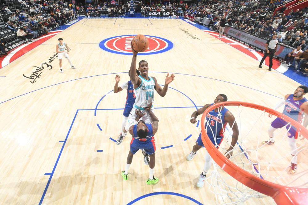 电讯报：阿莫林预计将在国际比赛日期间与俱乐部谈未来