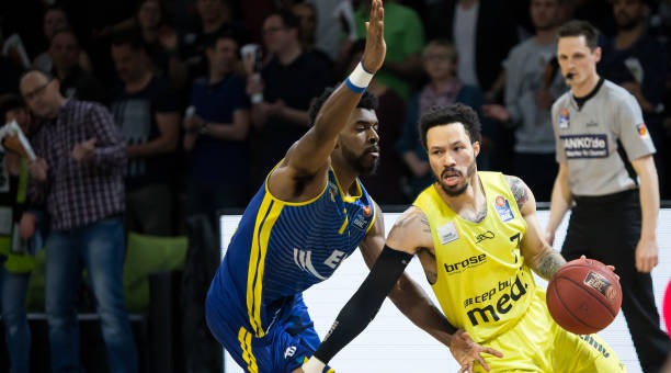 Here we go！罗马诺：曼联任命阿莫林为新帅.